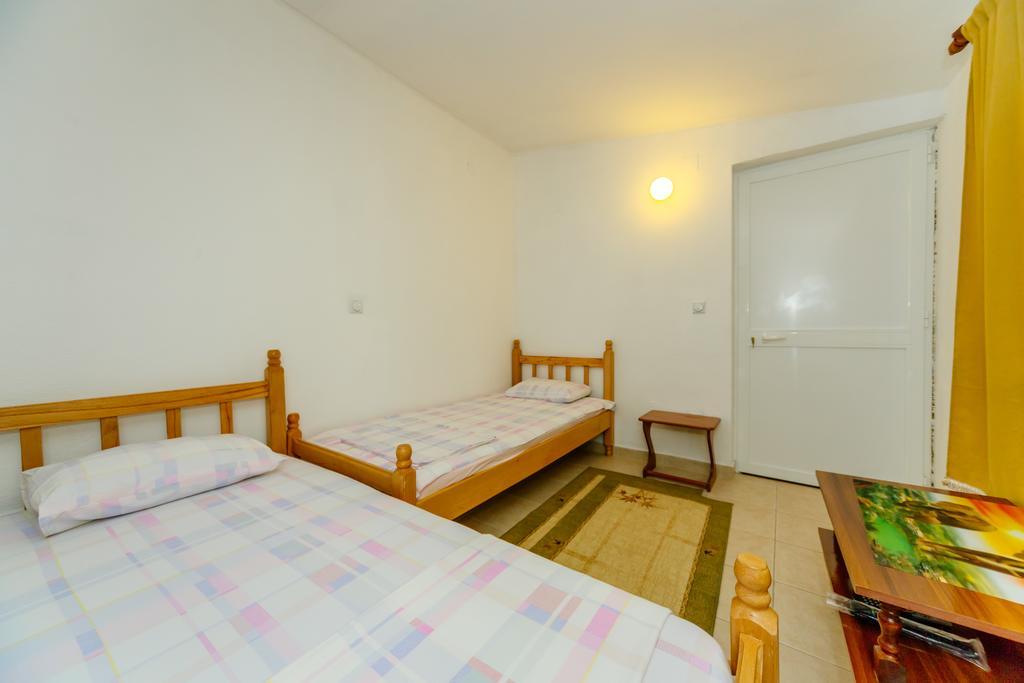 Mc Apartments Улцинь Экстерьер фото