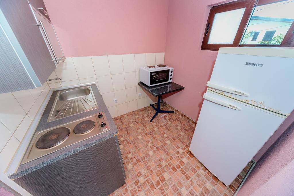 Mc Apartments Улцинь Экстерьер фото