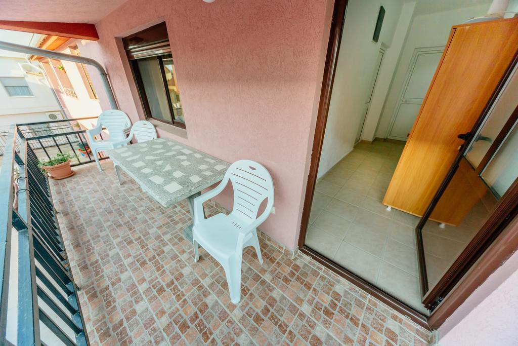 Mc Apartments Улцинь Экстерьер фото