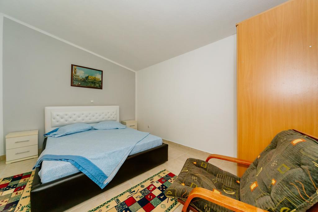 Mc Apartments Улцинь Экстерьер фото