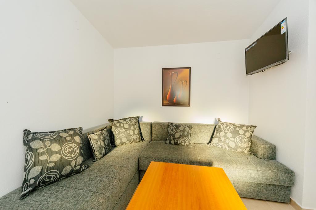 Mc Apartments Улцинь Экстерьер фото