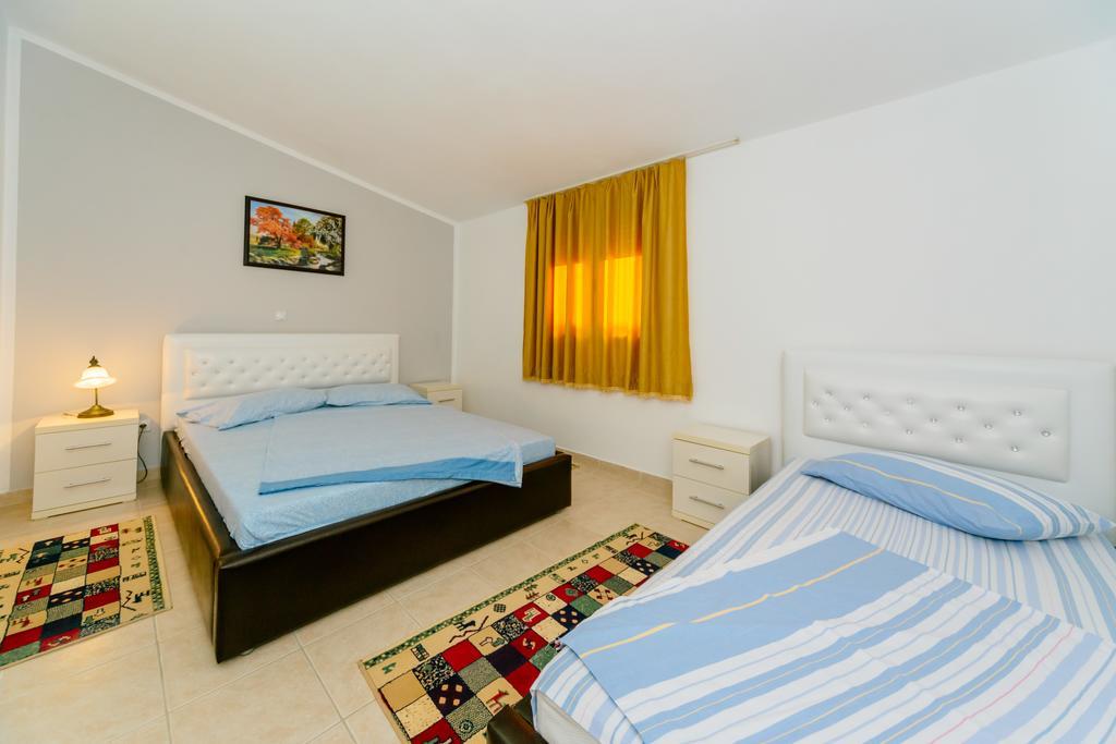 Mc Apartments Улцинь Экстерьер фото