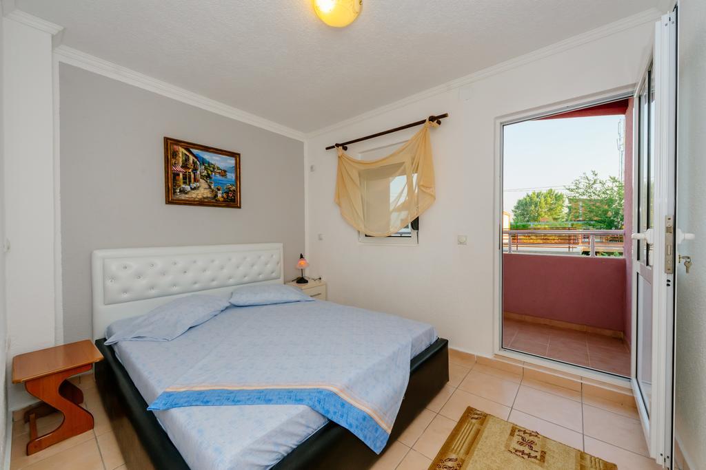 Mc Apartments Улцинь Экстерьер фото