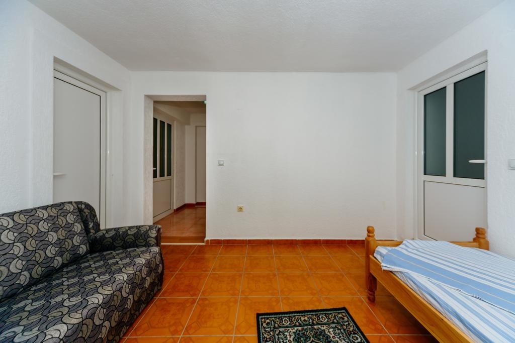 Mc Apartments Улцинь Экстерьер фото