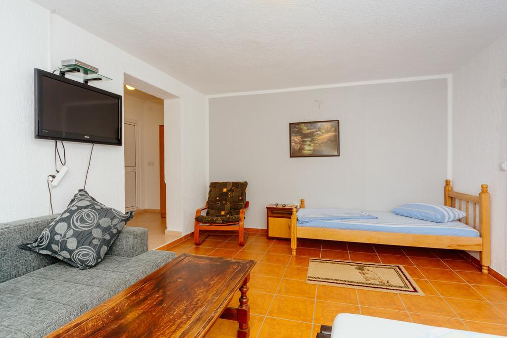Mc Apartments Улцинь Экстерьер фото