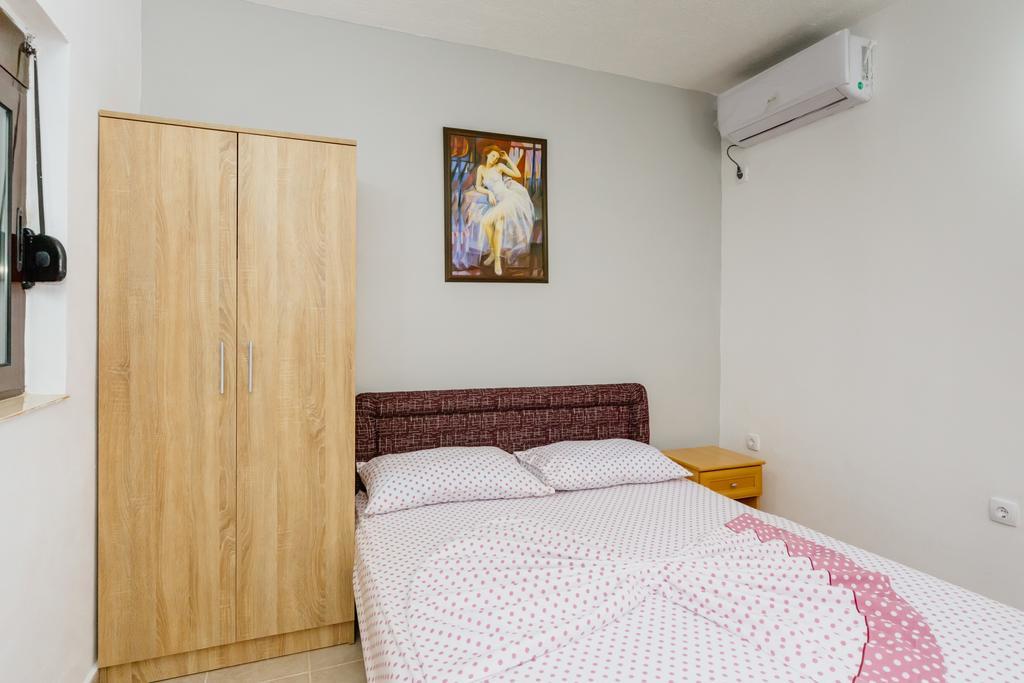 Mc Apartments Улцинь Экстерьер фото