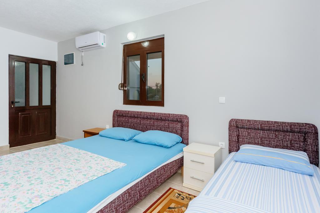 Mc Apartments Улцинь Экстерьер фото